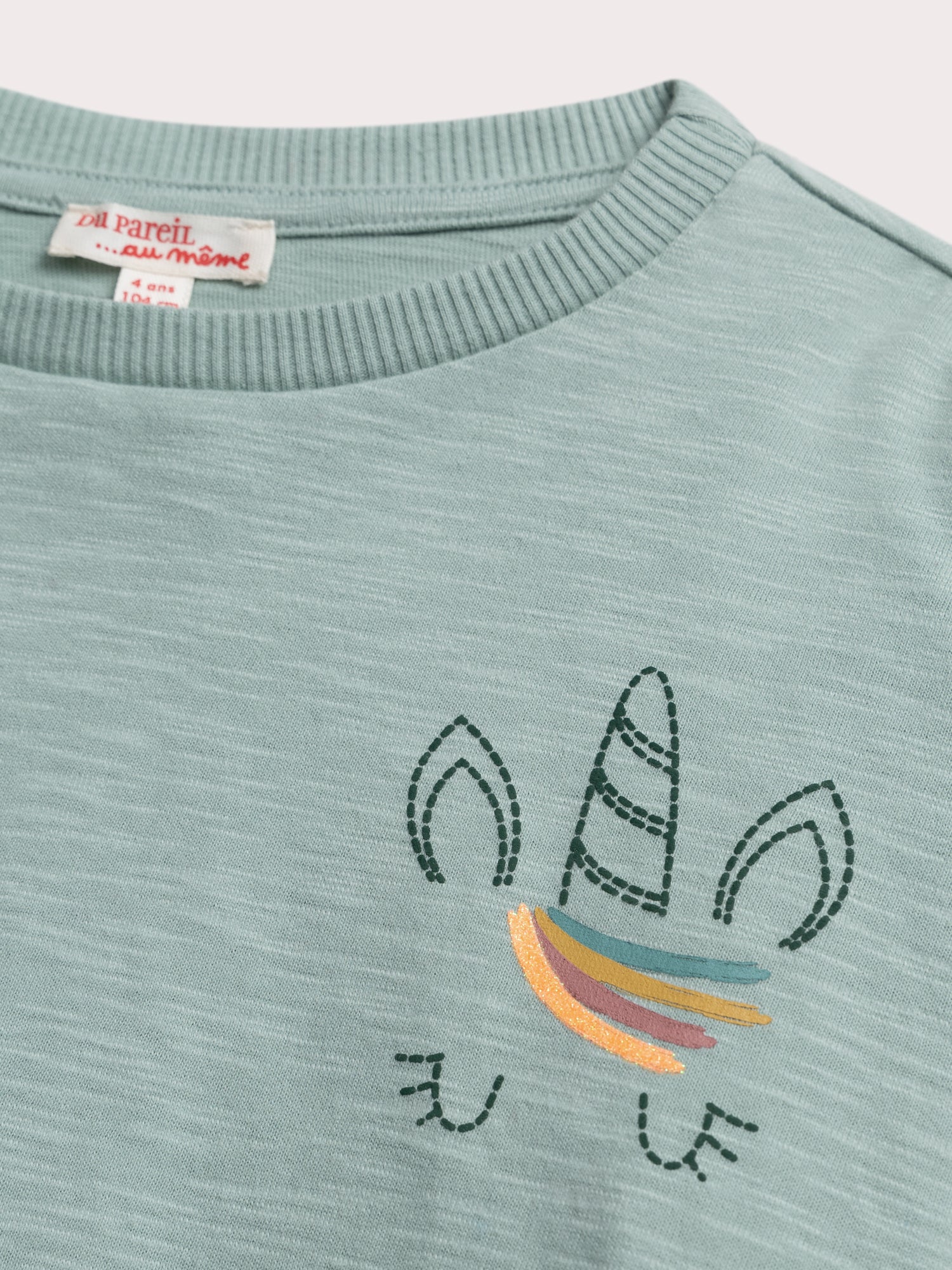 T-shirt épais manches longues avec animation licorne
