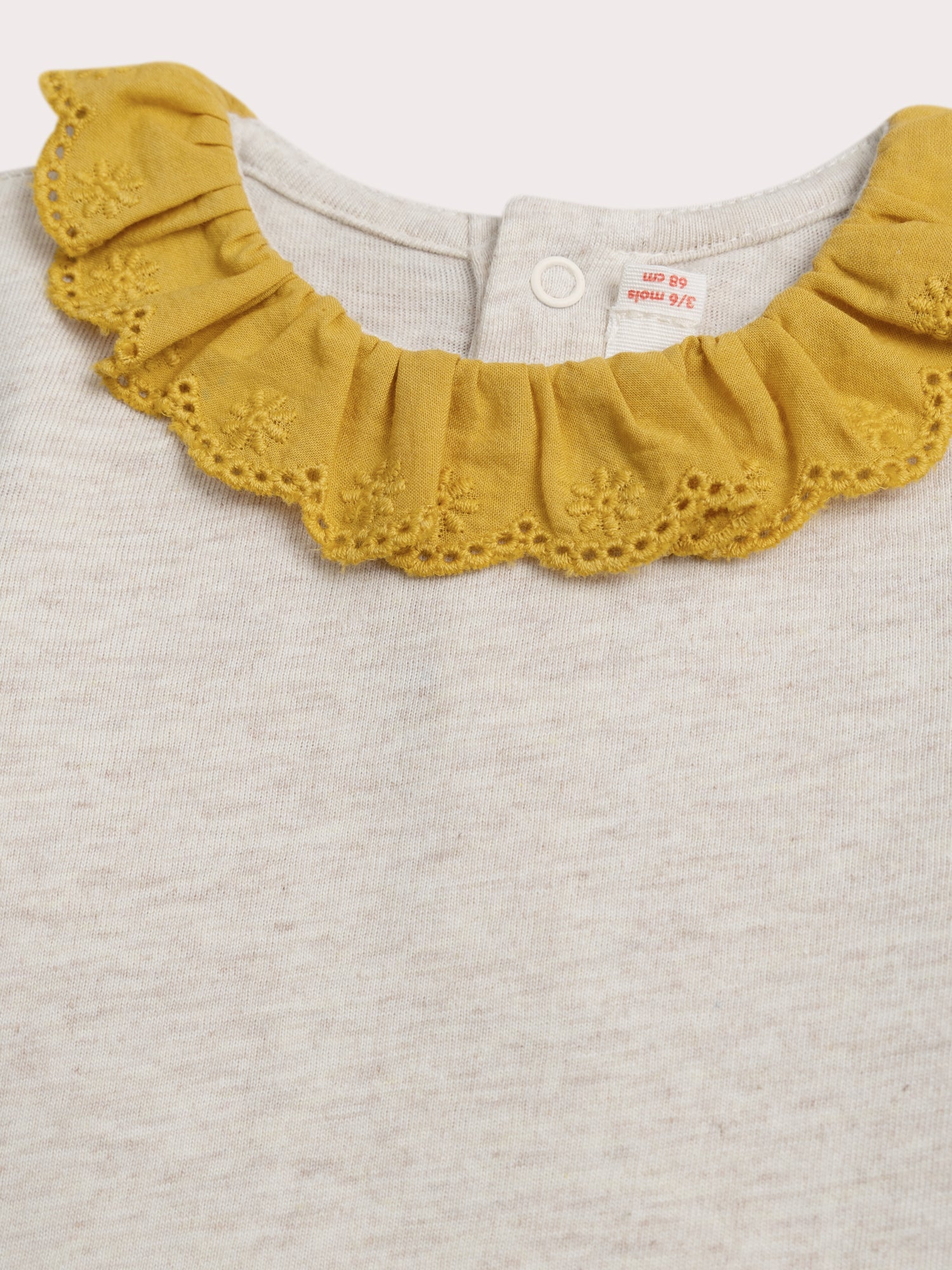 Brassière beige pour bébé fille